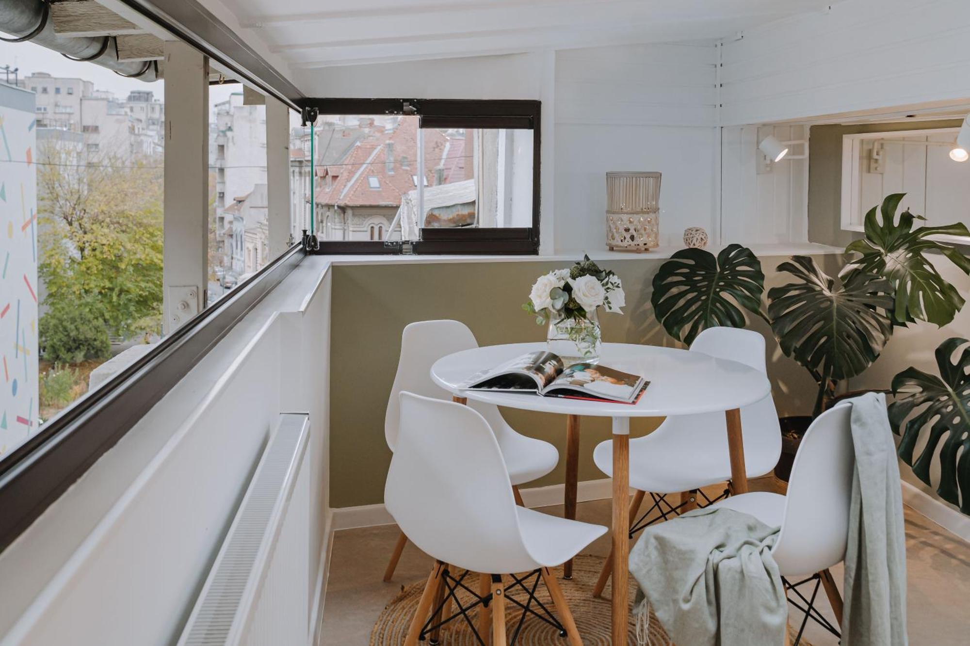 Downtown Home With Terrace By Urbanesq Bucureşti Ngoại thất bức ảnh